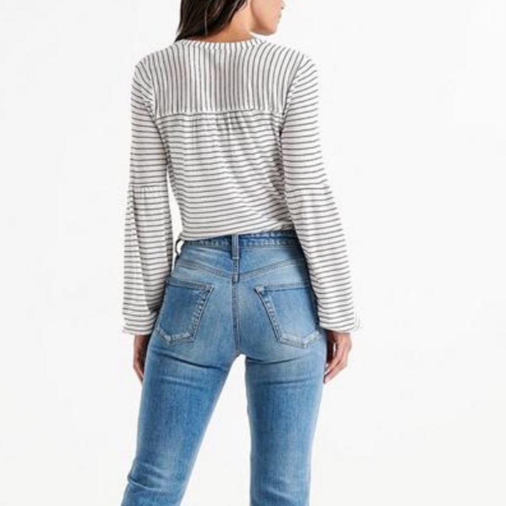 Lucky Brand Striped Button Front Puff Sleeve Top - Picture 3 of 8